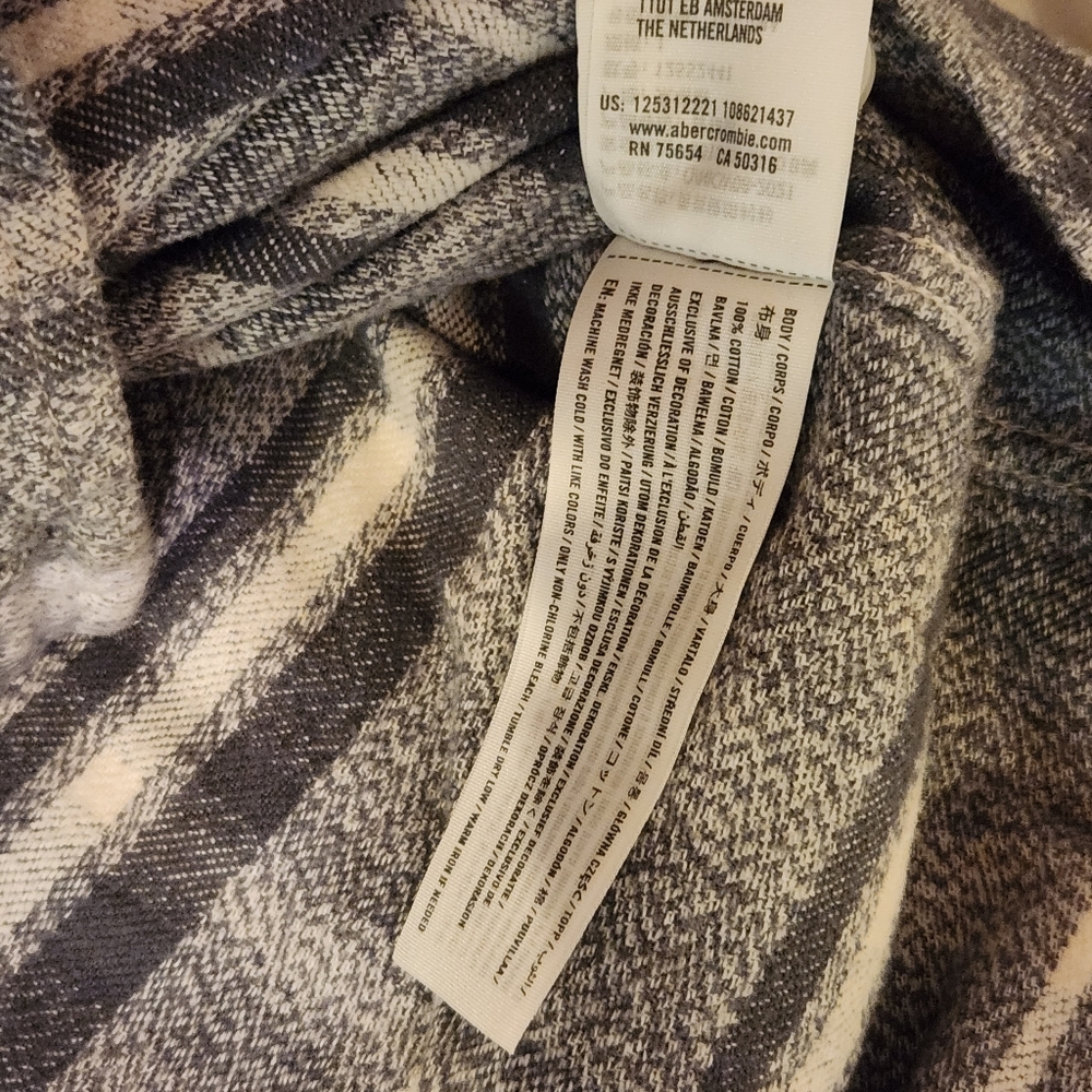 Abercrombie & Fitch 90's Oversized ShirtFlannel Long Sleeve Plaid Button Down - Picture 8 of 9